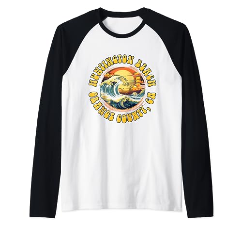 Vintage Huntington Beach Waves Sunset Des - Edgy Retro Raglan Baseball Tee